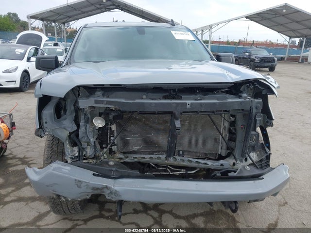 3GTUUCED6RG256042 GMC Sierra 1500 4wd  Short Box Elevation With 3sb