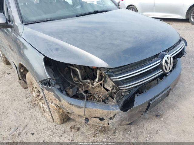 WVGBV3AX6EW519920 Volkswagen TIGUAN S