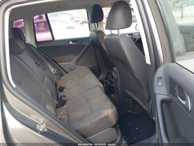 WVGBV3AX6EW519920 Volkswagen TIGUAN S