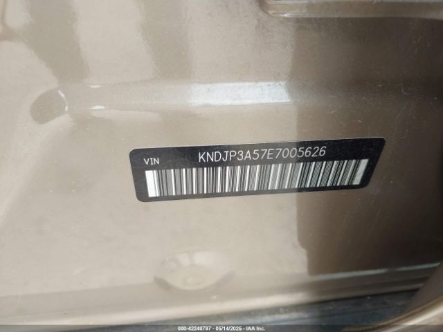 KNDJP3A57E7005626 KIA SOUL +