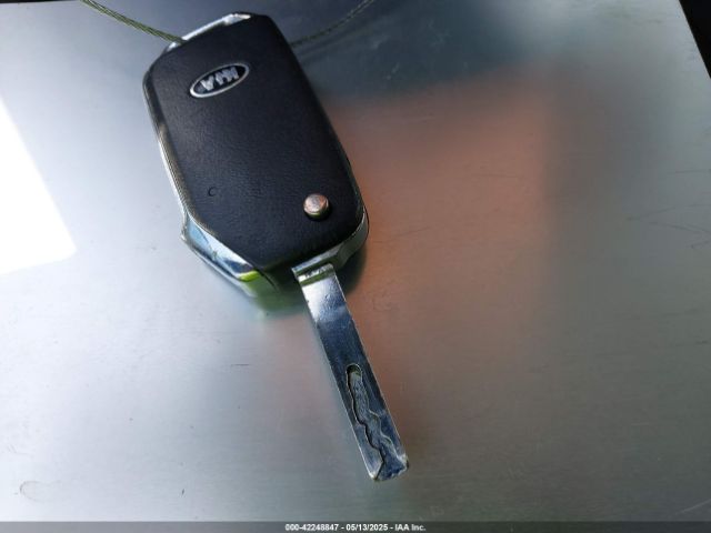3KPF24AD6KE062882 KIA FORTE FE
