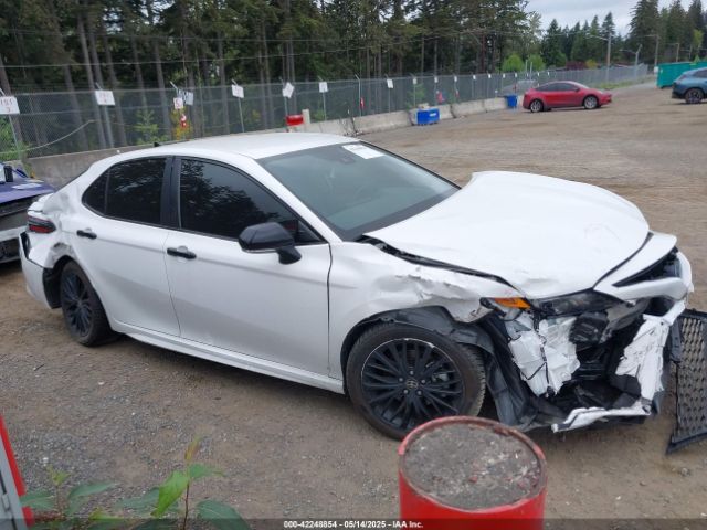 4T1T31AK1NU045082 Toyota Camry Nightshade Edition Hybrid
