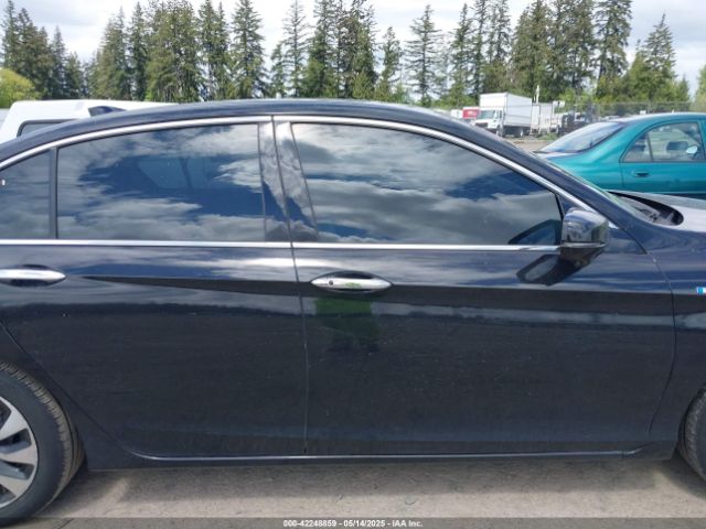 1HGCR6F73FA010102 Honda Accord Hybrid Touring