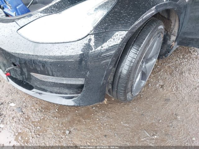 5YJ3E1EA7JF122976 Tesla Model 3 Long Range/mid Range