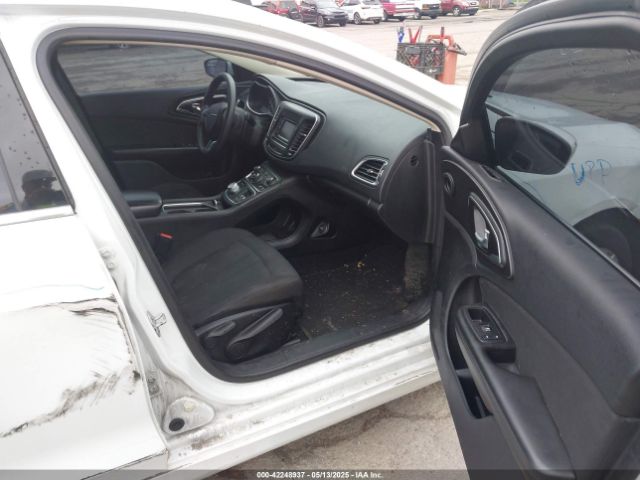 2016 CHRYSLER 200 1C3CCCABXGN162225 Photo 4