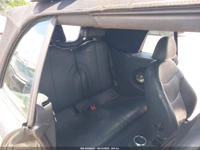 2005 MINI COOPER S WMWRH33495TF82332 Photo 7