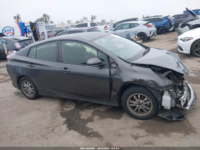 JTDKBRFU2G3508593 Toyota Prius Two