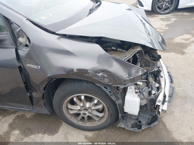 JTDKBRFU2G3508593 Toyota Prius Two