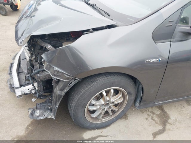 JTDKBRFU2G3508593 Toyota Prius Two
