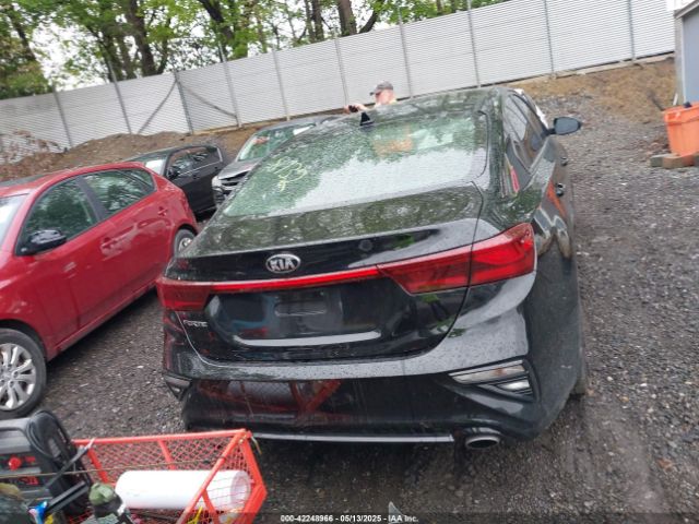 3KPF24AD2KE098732 KIA Forte Lxs