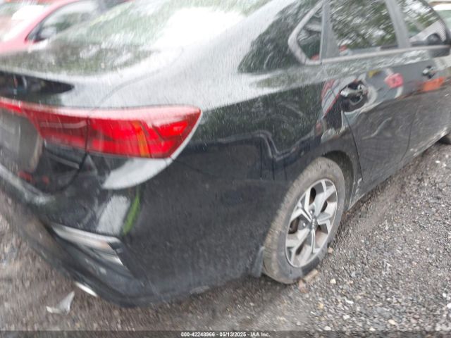 3KPF24AD2KE098732 KIA Forte Lxs