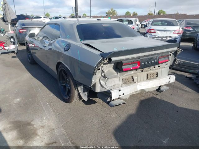 2C3CDZBT4JH326303 Dodge Challenger R/t