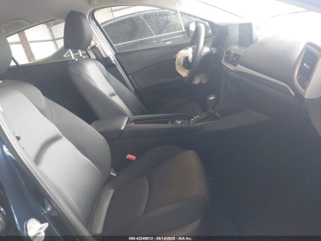 3MZBN1U79JM265020 Mazda Mazda3 Sport