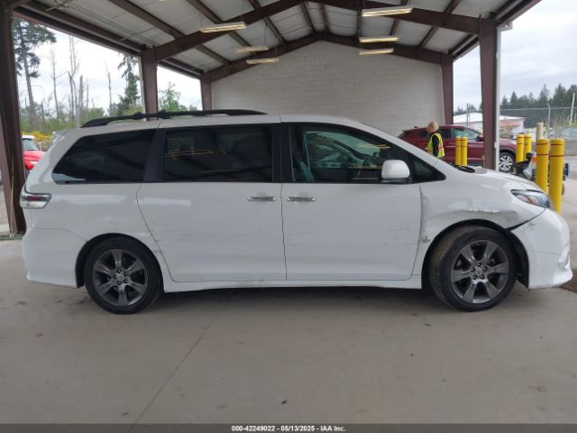 5TDXK3DC6FS632263 Toyota Sienna Se 8 Passenger