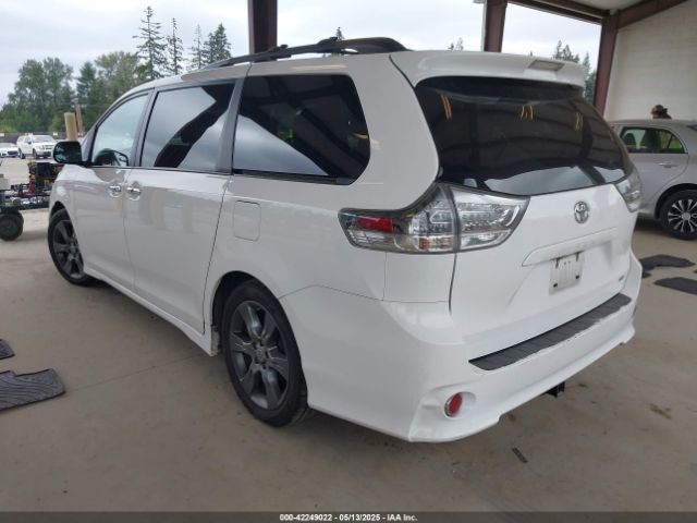 5TDXK3DC6FS632263 Toyota Sienna Se 8 Passenger