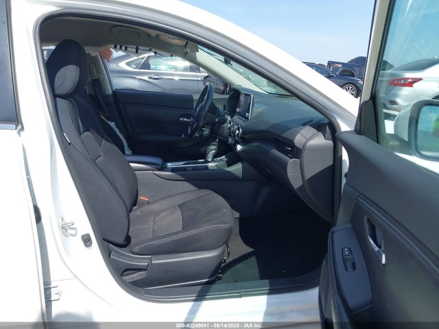 3N1AB8CV4MY242440 Nissan Sentra Sv Xtronic Cvt