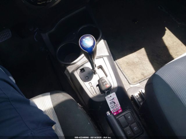 JTDKDTB34F1111594 Toyota Prius C Two
