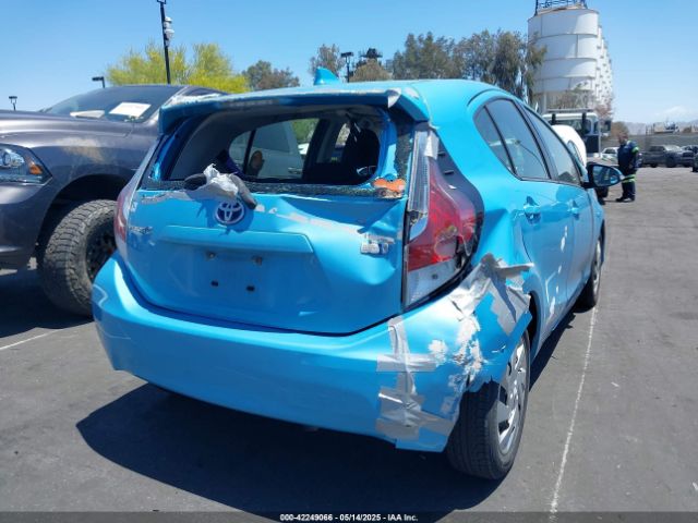 JTDKDTB34F1111594 Toyota Prius C Two