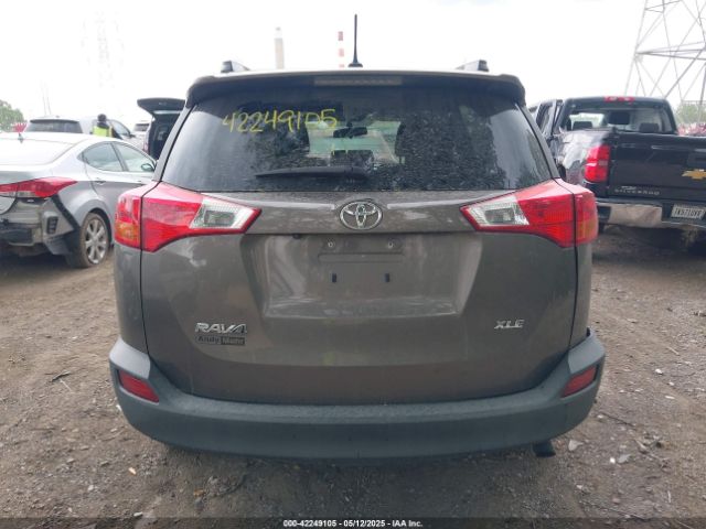 2T3WFREV4FW205438 Toyota Rav4 Xle