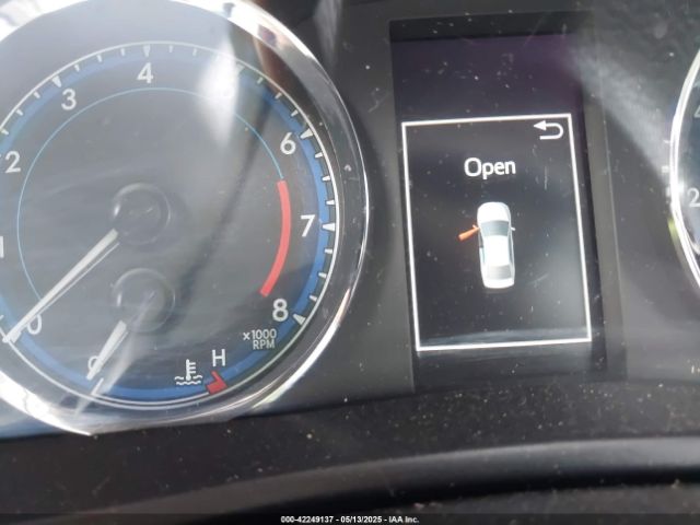 5YFBURHE2HP591192 Toyota Corolla Xle