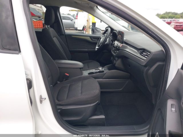 1FMCU9GN0RUA66671 Ford Escape Active