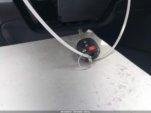 Toyota COROLLA LE 2015 5YFBURHE3FP325662 Image 11