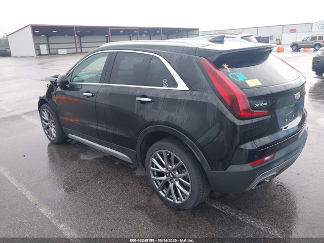 2020 CADILLAC XT4 1GYFZCR49LF049541 Photo 2