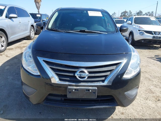 3N1CN7AP4JL811407 Nissan 2018