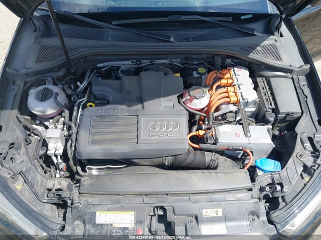 WAUUPBFF6GA107043 Audi A3 E-tron 1.4t Premium
