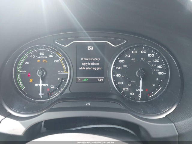 WAUUPBFF6GA107043 Audi A3 E-tron 1.4t Premium