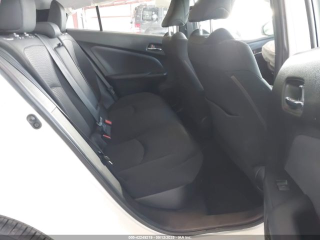 JTDKAMFU5M3146342 Toyota Prius Le