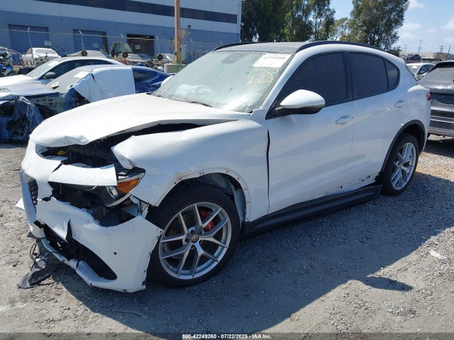 ZASPAKBN2K7C52771 Alfa Romeo Stelvio