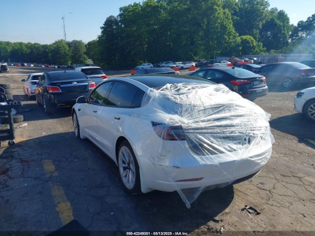 2021 TESLA MODEL 3 5YJ3E1EB6MF053498 Photo 2