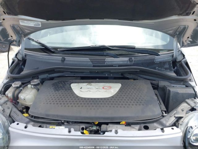 2017 FIAT 500E 3C3CFFGE3HT565426 Photo 9