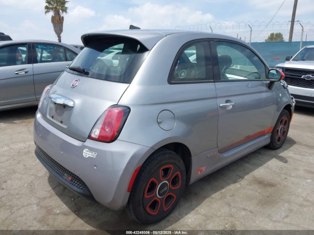 2017 FIAT 500E 3C3CFFGE3HT565426 Photo 3