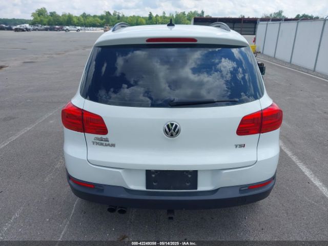WVGAV7AX8FW606559 Volkswagen TIGUAN S