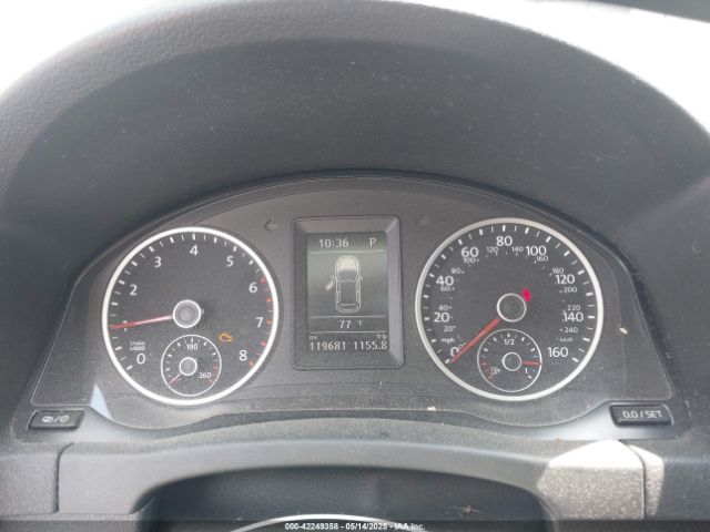 WVGAV7AX8FW606559 Volkswagen TIGUAN S