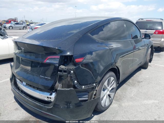 7SAYGDEE5RA220193 Tesla Model Y Long Range Dual Motor All-wheel Drive