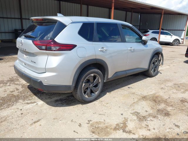 JN8BT3BB0RW432456 Nissan Rogue Sv Intelligent Awd