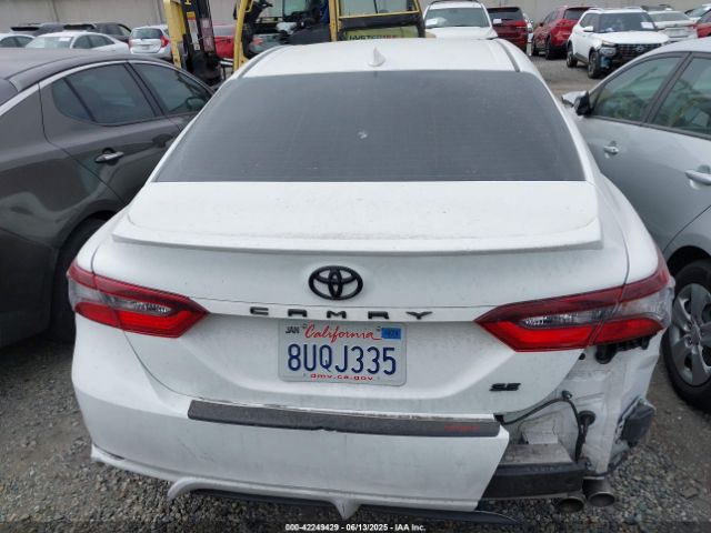 4T1T11AK8MU525883 Toyota CAMRY SE