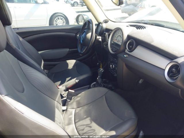 2011 MINI COOPER WMWSU3C52BT095133 Photo 4