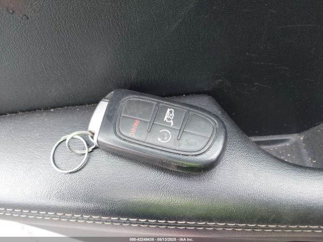 1C4PJMDS5GW226671 Jeep Cherokee Limited