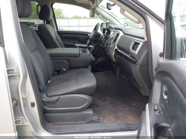1N6AA1EK6HN554379 Nissan TITAN SV