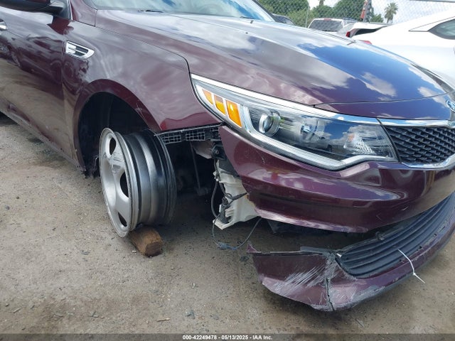 5XXGT4L32GG003137 KIA Optima Lx