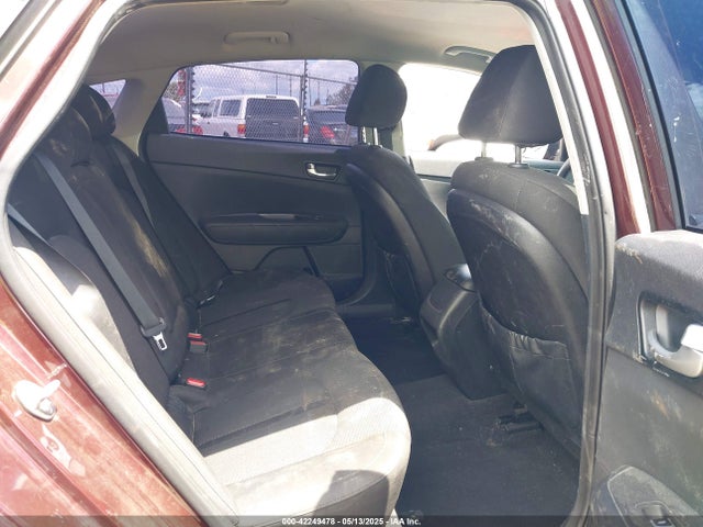 5XXGT4L32GG003137 KIA Optima Lx