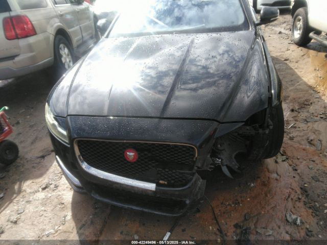 SAJBJ4BN5HCY31690 Jaguar Xf 20d Premium