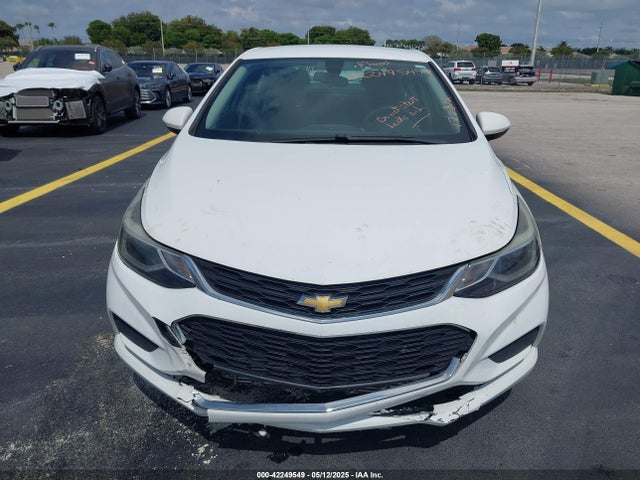 1G1BE5SM1J7177312 Chevrolet Cruze Lt Auto