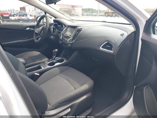 1G1BE5SM1J7177312 Chevrolet Cruze Lt Auto