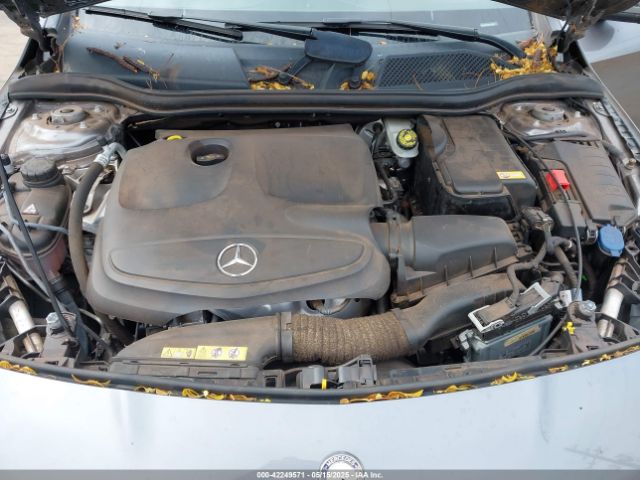 WDDSJ4EB3FN187047 Mercedes-Benz CLA-Class