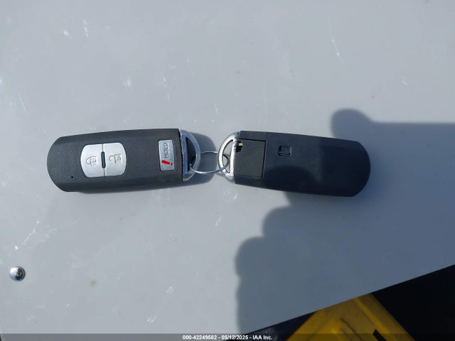 3MZBN1K76HM157080 Mazda pe